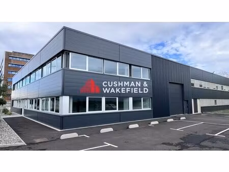 local d'activites à louer