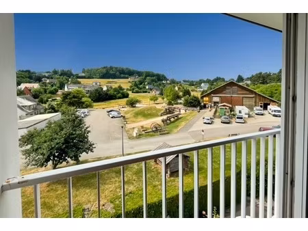 appartement 2 pièces de 67 m² à labaroche 68910