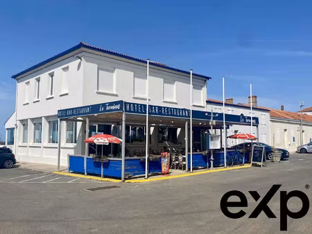 fonds de commerce - hôtel bar restaurant  face à l'océan  ave