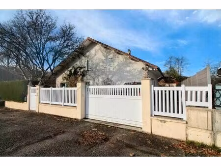 vente maison 7 pièces 195 m2 à chazey-bons