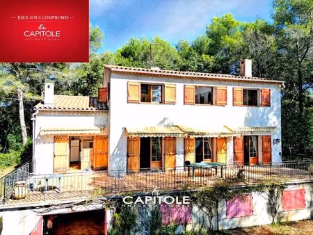 antibes – vue mer – villa de 7/9 pièces de 200 m² sur un vaste terrain de 1 hectare  au...