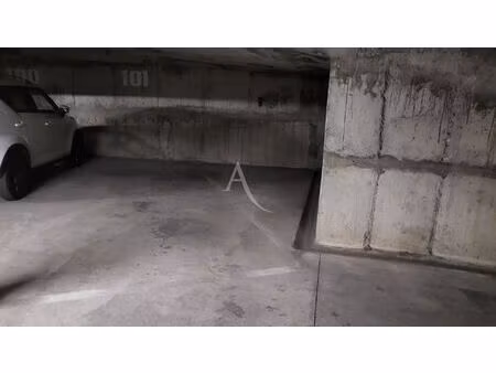 location parking carcassonne 11000