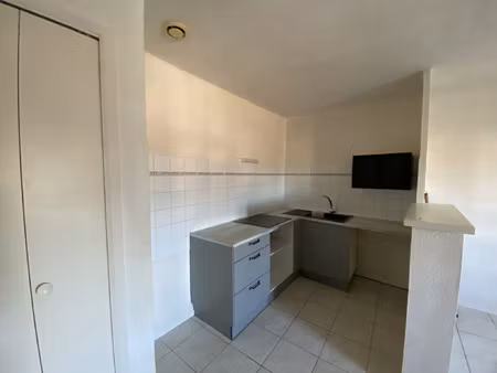 location appartement 2 pièces 39m² carcassonne 11000