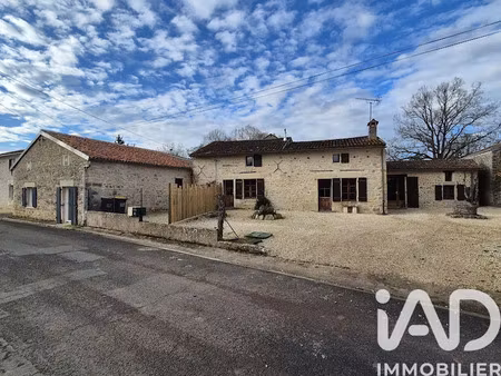 vente maison 7 pièces 136 m² à cherves (86170)  158 000 €