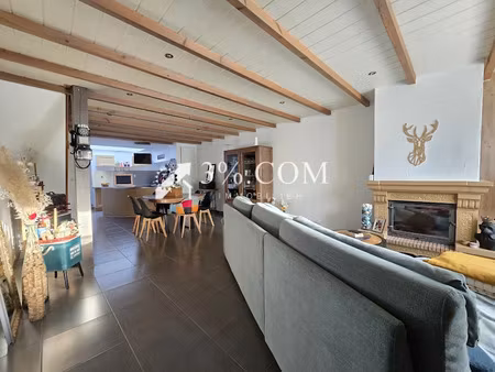 vente maison 4 pièces 91 m² à tourcoing (59200)  169 000 €