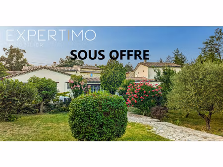 maison de 307 m² habitables - 10 pièces - piscine - terrain de 10 000 m²