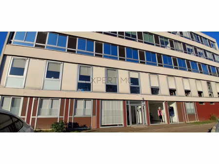 opportunité d' investissement - ensemble de bureaux au cœur de val de reuil