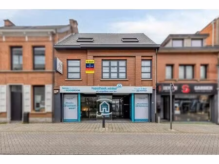 goed gelegen handelspand met duplex app. centrum