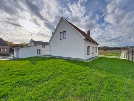 instapklare gerenoveerde woning 3 slpks - tuin en garage