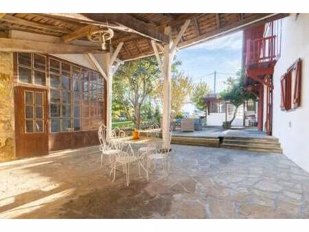 maison de luxe à vendre à la bastide-clairence : 725 000 € | 189m²