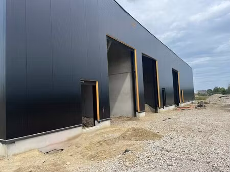 te koop : nieuwbouwmagazijnen vanaf 142m² op voormalige martal-site in sint-katelijne-wave