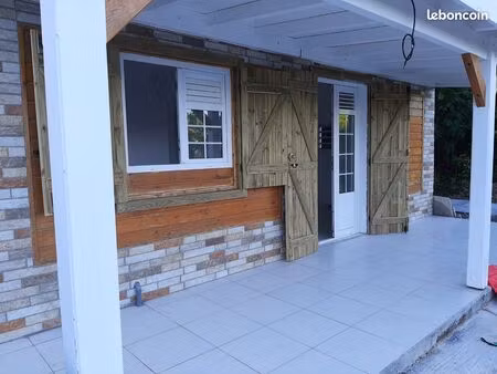 loue appartement lumineux à vieux-fort