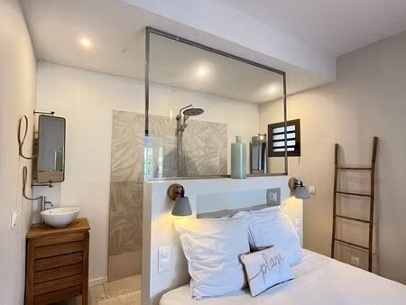 t4 meublé à sainte-anne proche de la plage