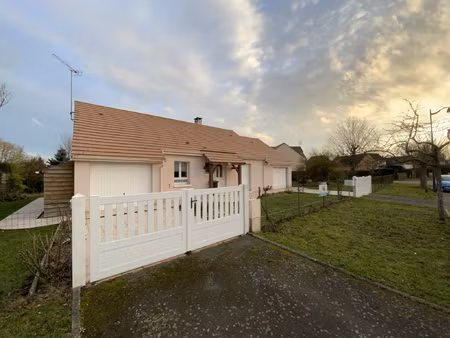 maison de 113 m2 avec jardin  terrasse et garage