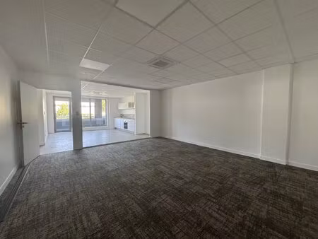 bureaux à vendre grand annecy 215 m² avec terrasse  9 park