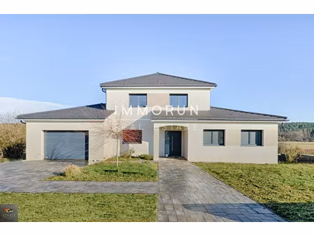 propriété - 30 ares - cadre familiale parfait - à menskirch