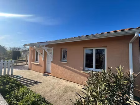 vente maison 5 pièces 128 m² à izon (33450)  265 000 €