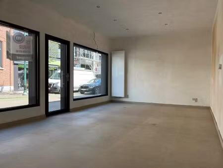 commercieel gelijkvloers in het centrum van kapellen!