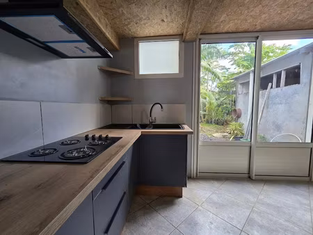 vente maison 8 pièces 200 m² à le tampon (97430)  350 000 €