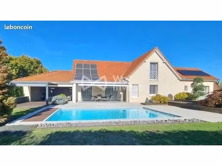 maison de 6 pièces de luxe en vente à montardon  france