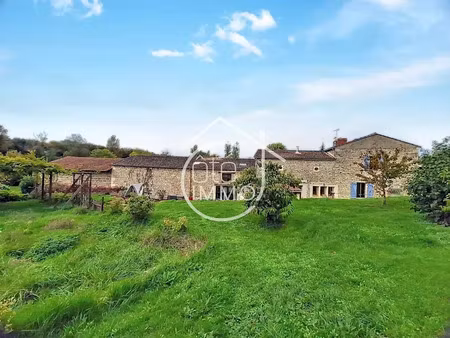 vente maison 14 pièces 385 m² à la roquille (33220)  392 000 €