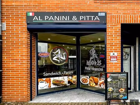 surface commerciale à vendre à boulevard allende 5 fontaine-l'évêque (vbd66201)