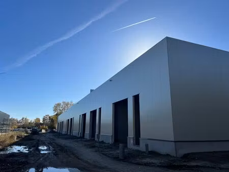 surface industrielle à vendre à troisdorflaan 24 genk (rbu91204)