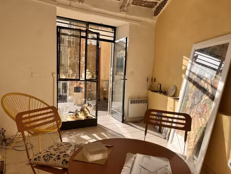 vente local commercial 11m2 hyères 83400 - 55200 € - surface privée