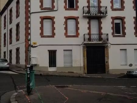 location appartement 1 pièce 29 m² à saint-étienne (42000)