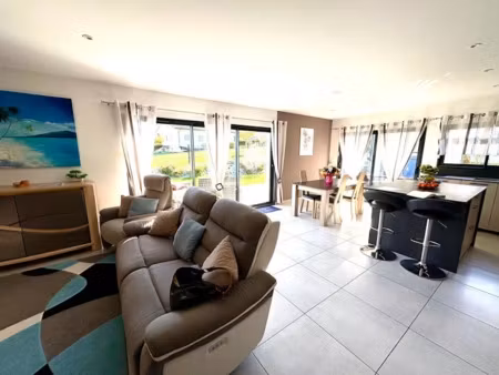 vente maison 5 pièces 128 m² à etaux (74800)  635 000 €