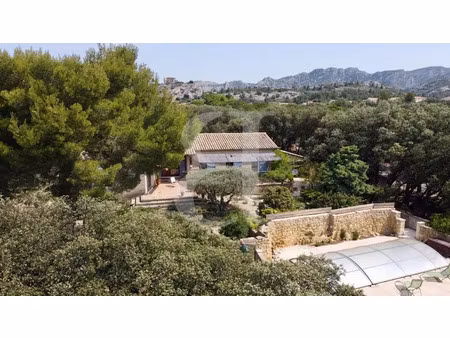 vente villa 5 pièces 148 m² à aureille (13930)  583 000 €