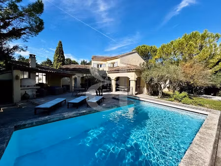 vente maison 6 pièces 250 m² à pernes-les-fontaines (84210)  690 000 €