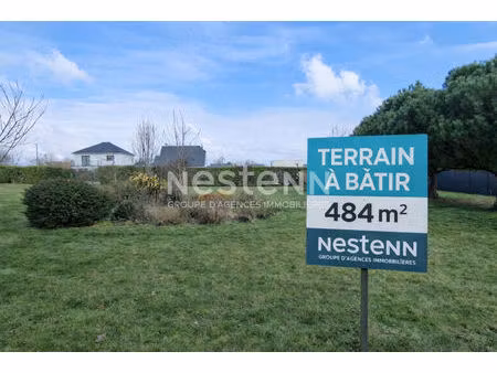 a vendre - tregueux - terrain constructible de 484 m²- hors lotissement - libre de constru