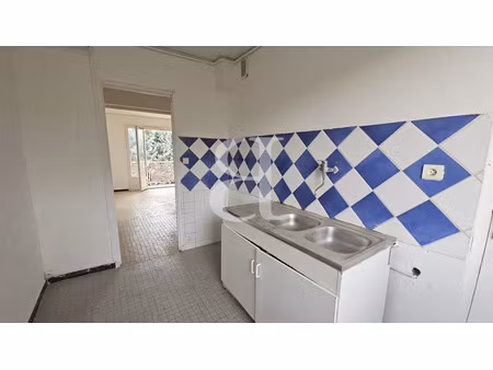 vente appartement 3 pièces 61 m² à valreas (84600)  60 000 €