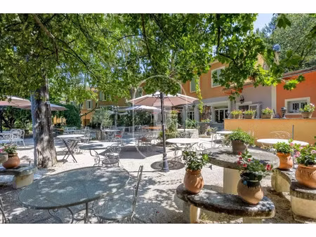 vente propriété 19 pièces 940 m² à gigondas (84190)  2 700 000 €