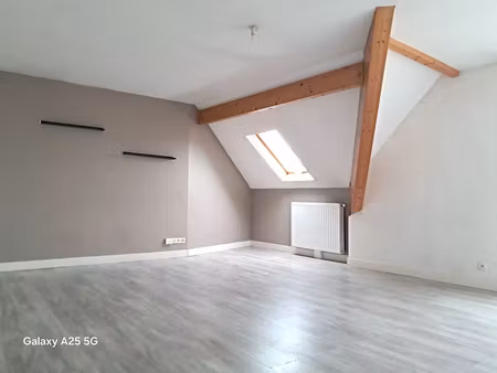 vente appartement 2 pièces 65.4 m² à sens (89100)  117 000 €