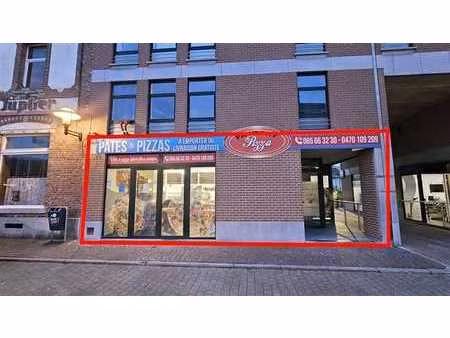 surface commerciale avec caves et terrasse