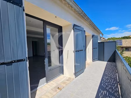 vente appartement 5 pièces 135.6 m² à sainte-cécile-les-vignes (84290)  320 000 €