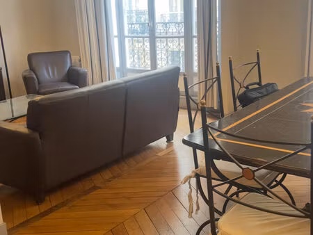 location appartement 2 pièces 72 m² à paris (75000)
