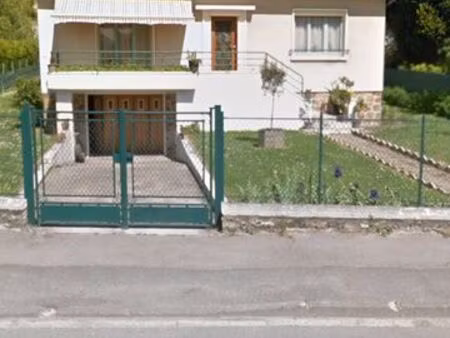 vente maison individuelle jolie terrain dans un village avec toutes commodités  a rafraîch