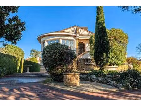 maison de luxe à vendre à bron : 1 149 000 € | 200m²