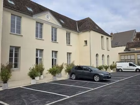 location appartement 3 pièces 76 m² à sens (89100)