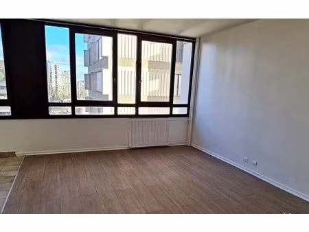 vente appartement 3 pièces 52 m² bobigny (93000)