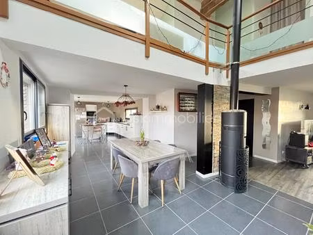 maison en pierre de 172 86 m² à le loroux-bottereau