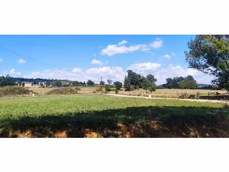 saint come d'olt  terrain viabilisé 801 m²