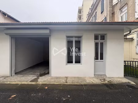 vente parking 32 m² à pau (64000)  44 000 €