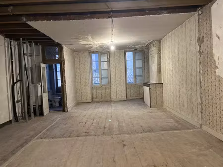 vente immeuble à la réole (33190)  75 000 €