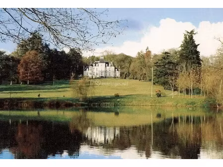 vente locaux professionnels 9 pièces 1000 m² à montenay (53500)  2 889 000 €