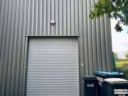 vente bureaux et commerces à ploeren (56880) : à vendre / 108m² ploeren