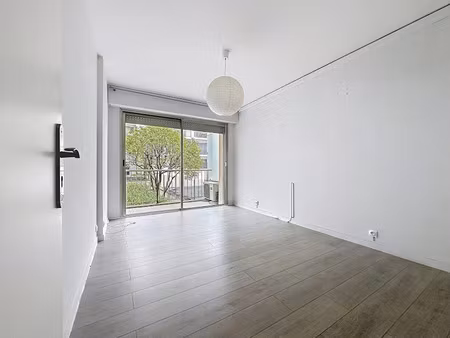 location appartement 2 pièces 51 m² à cannes (06400)  995 €